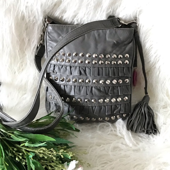 Betsey Johnson Handbags - 💕🙏🏾Betsy Johnson crossbody bag💕🙏🏾